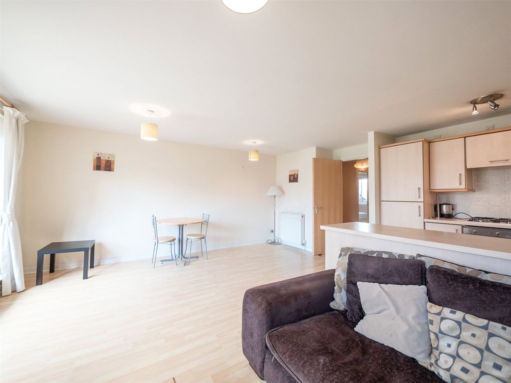 Property photo 2 of 15 Picture No. 03