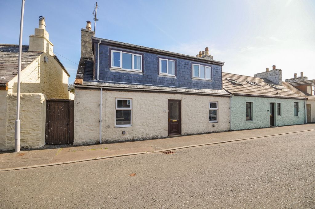 Property photo 1 of 25