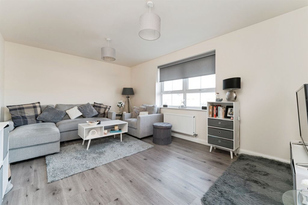 Property photo 3 of 20