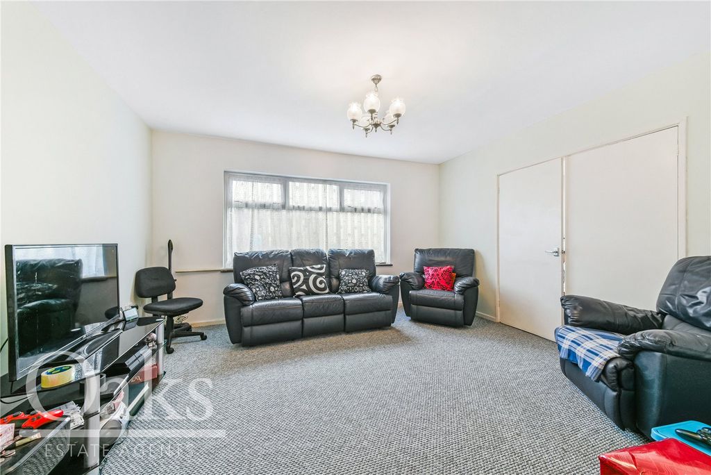 Property photo 3 of 12 Picture No. 05
