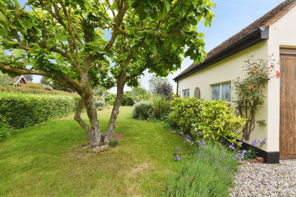 Property photo 3 of 20