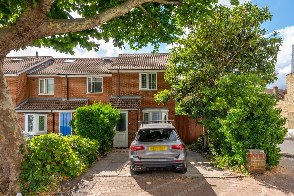 Property photo 1 of 13