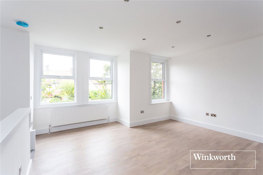 Property photo 3 of 13 Picture No. 21