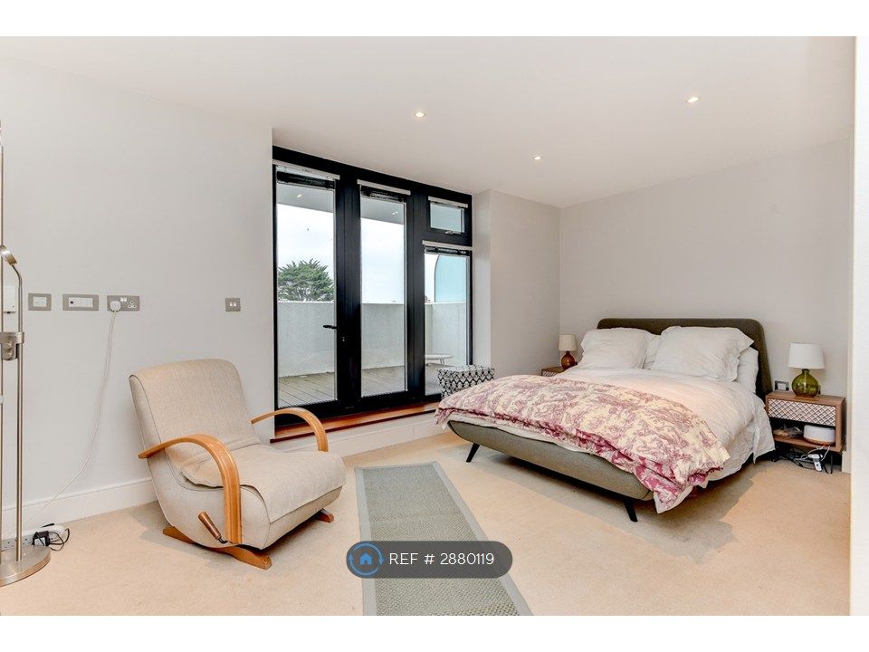 Additional image 30 of 4 bed flat to rentAurora, Goring-By-Sea, Worthing BN12