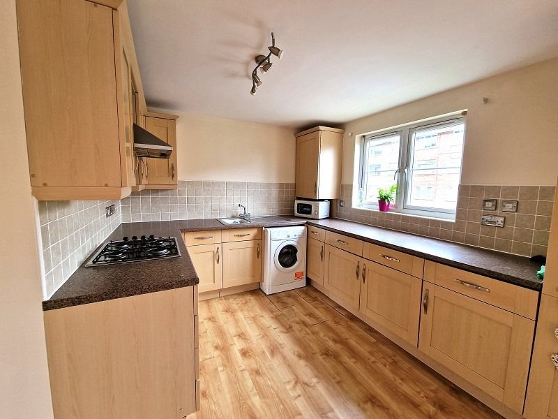 Property photo 2 of 9 4382132