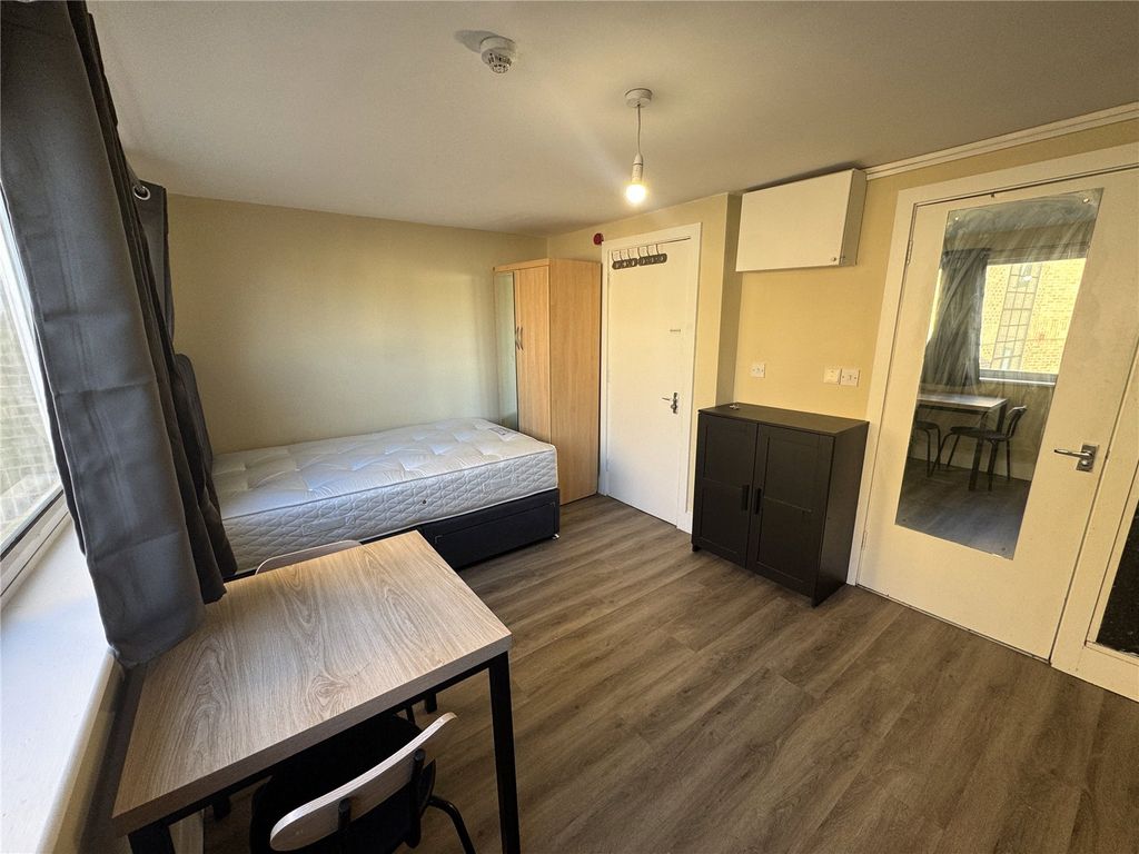 Property photo 3 of 3 Picture No. 07