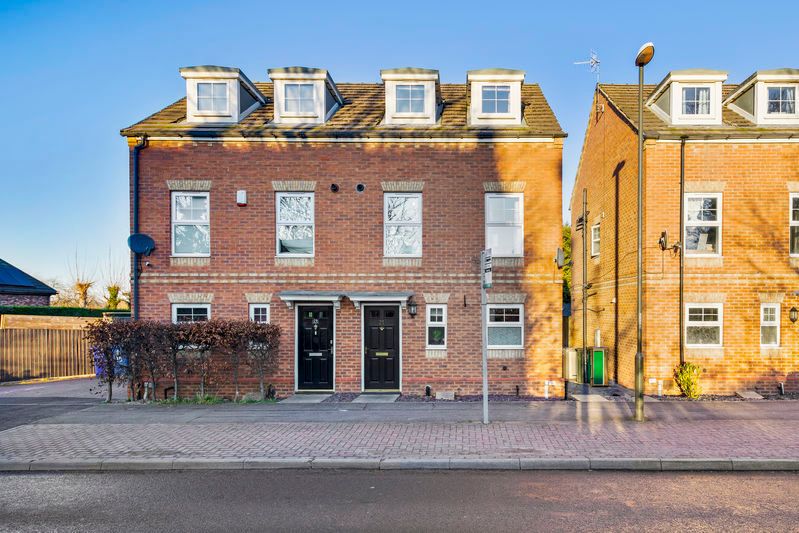 Property photo 1 of 23 Front.