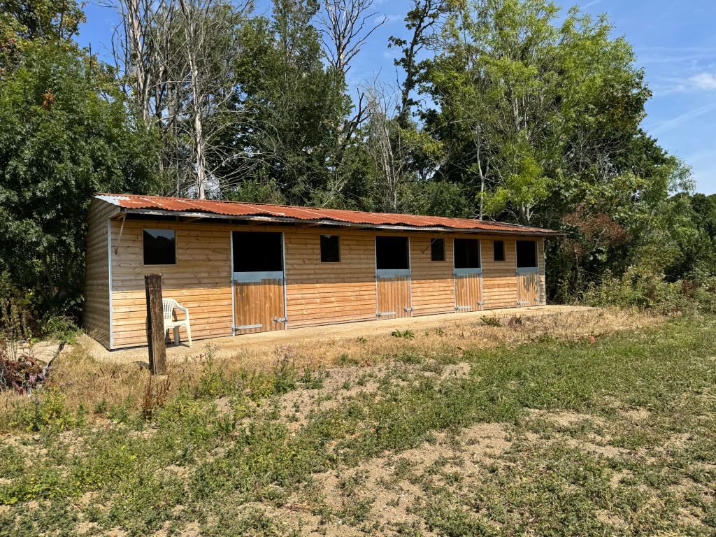Property photo 3 of 9