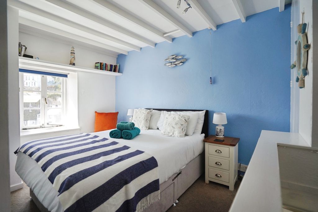 Property photo 3 of 22 Pbox-Img.Jpg