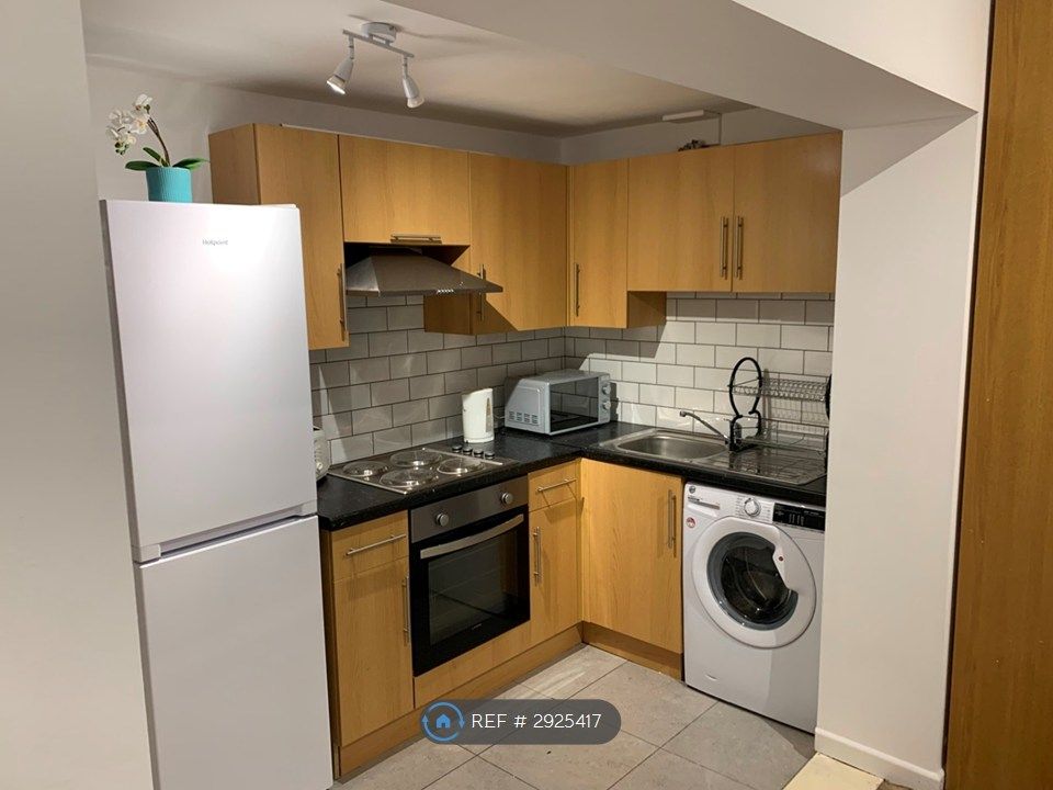 Property photo 1 of 5 Kitchen