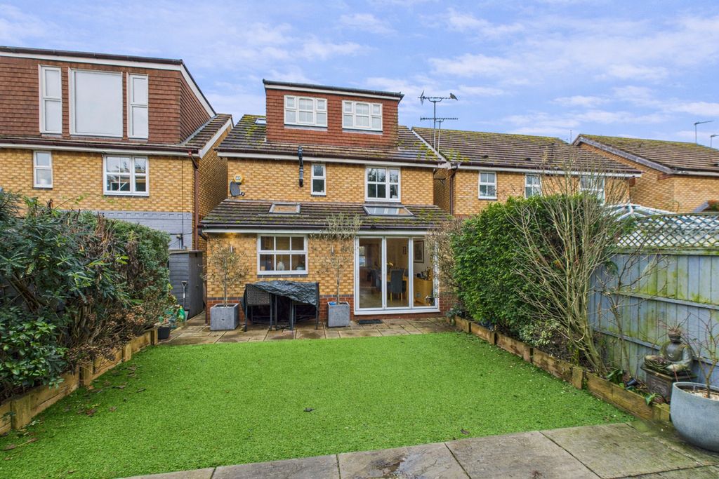 Property photo 1 of 25