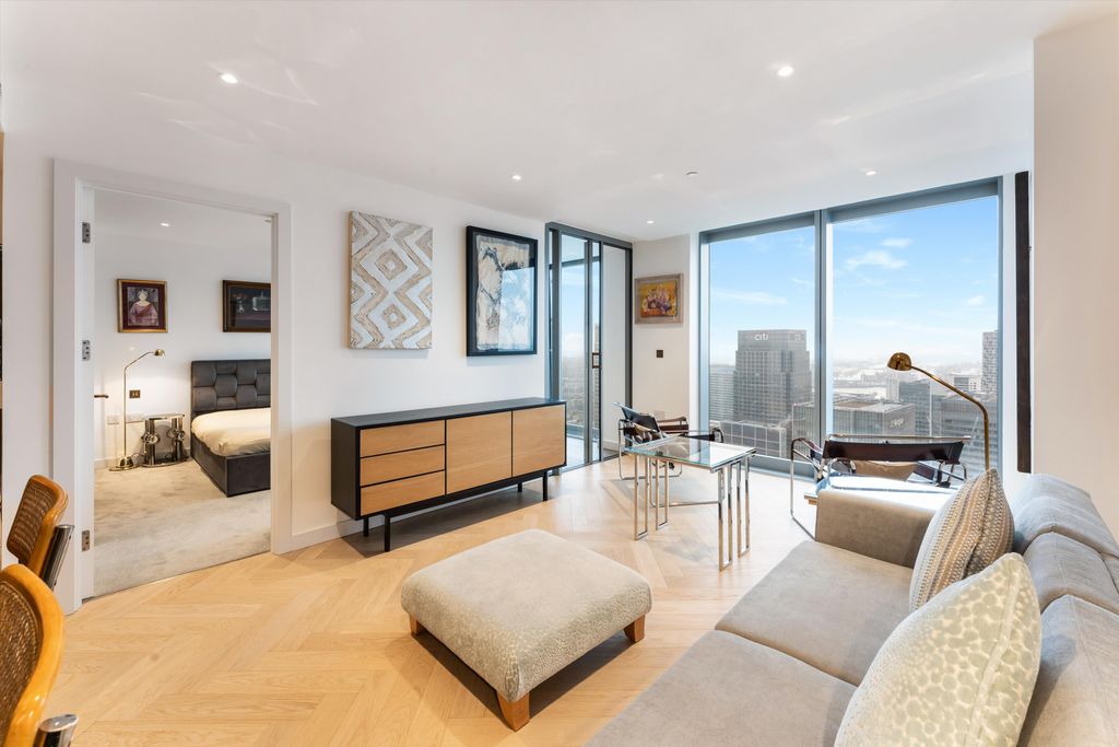 Property photo 3 of 12 Image