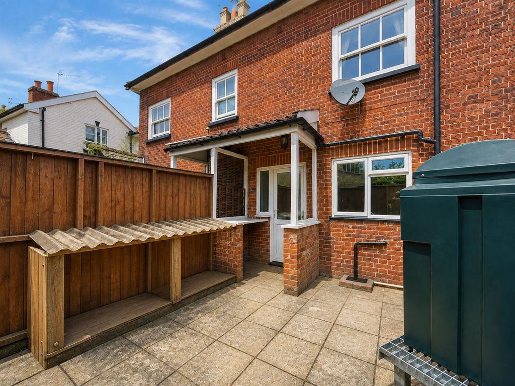 Property photo 2 of 13