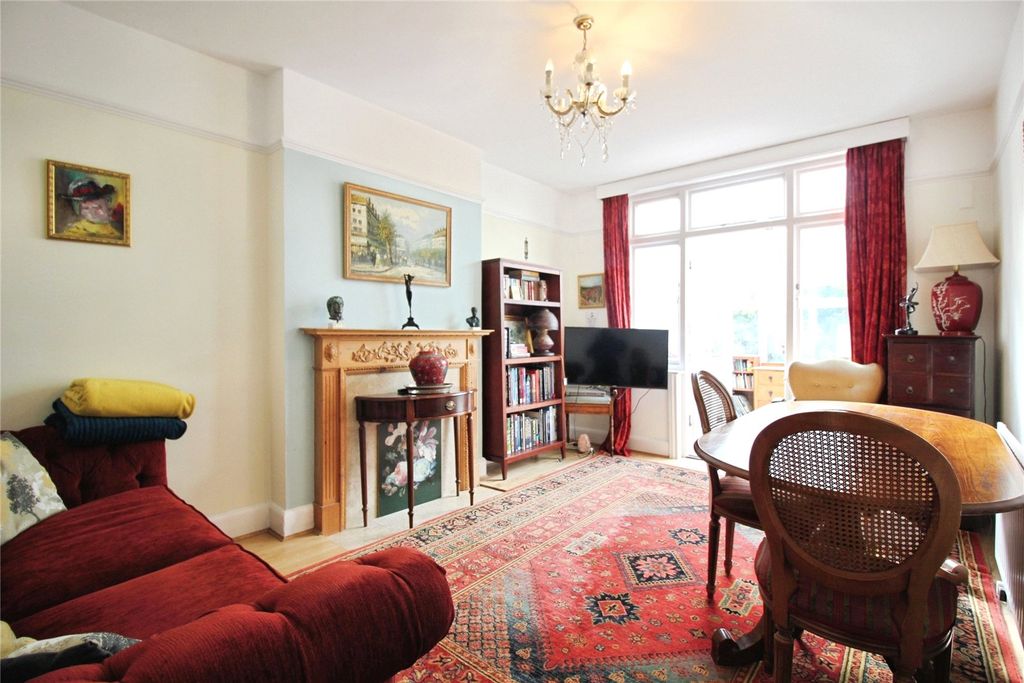 Property photo 3 of 16 Picture No. 04