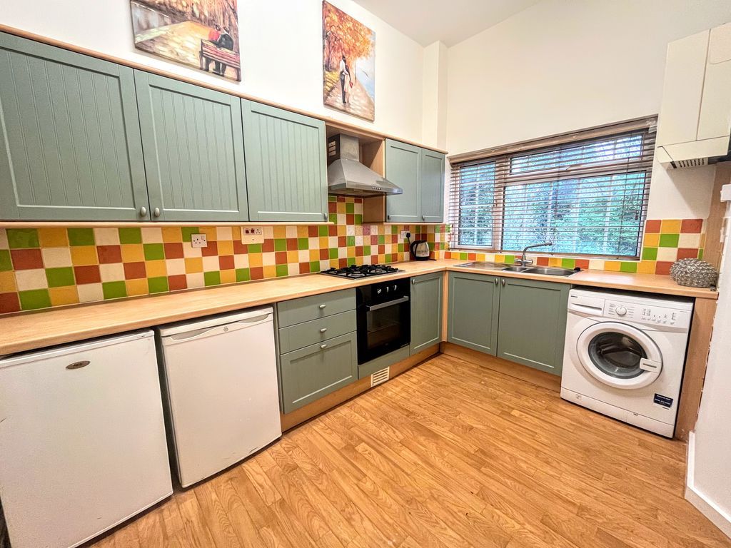 Property photo 3 of 9 Photo 3