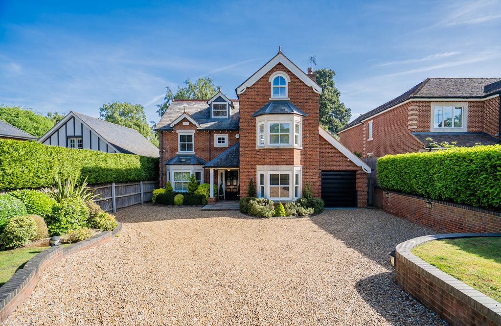 Property photo 1 of 39