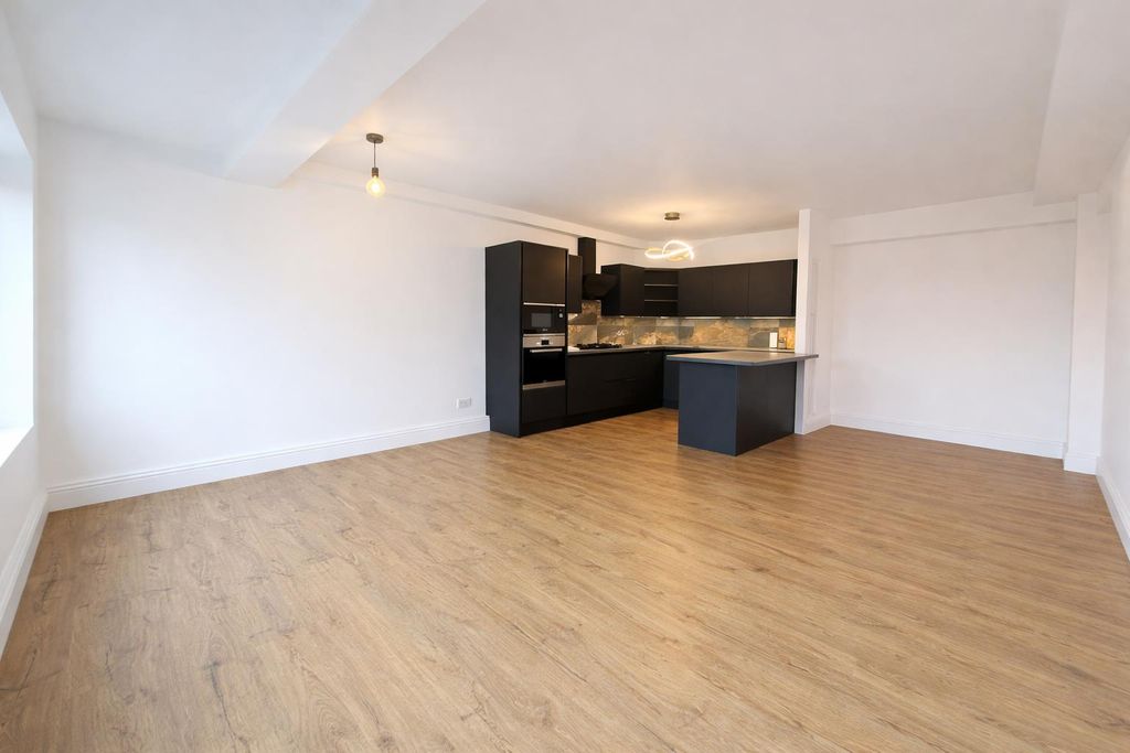 Property photo 2 of 10 Open Plan Kitchen.Png