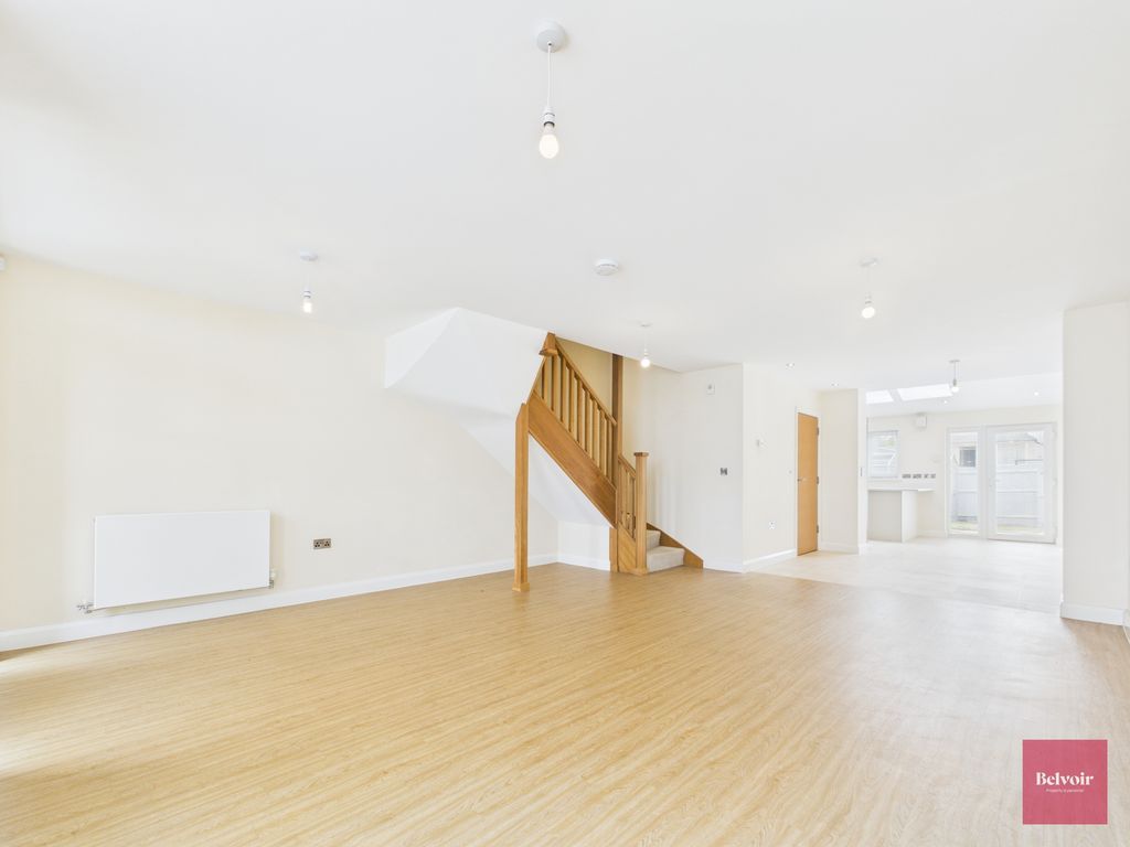 Property photo 3 of 29