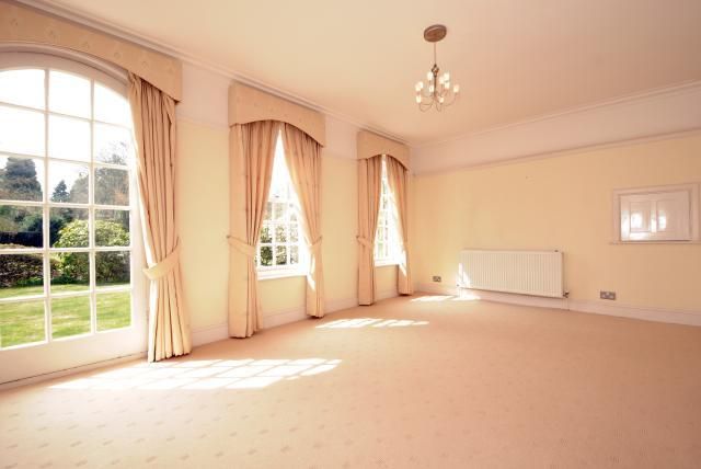 Property photo 3 of 10 Reception Room