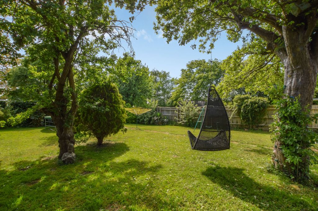 Property photo 3 of 21