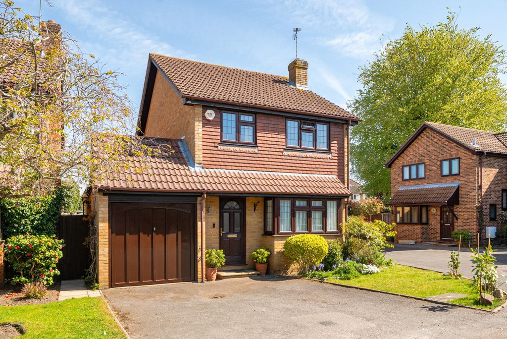 Property photo 1 of 24 1440452-24-69d75B...