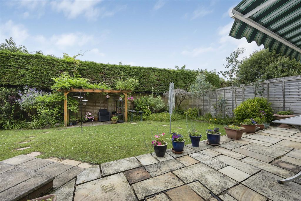 Property photo 3 of 29 Rear