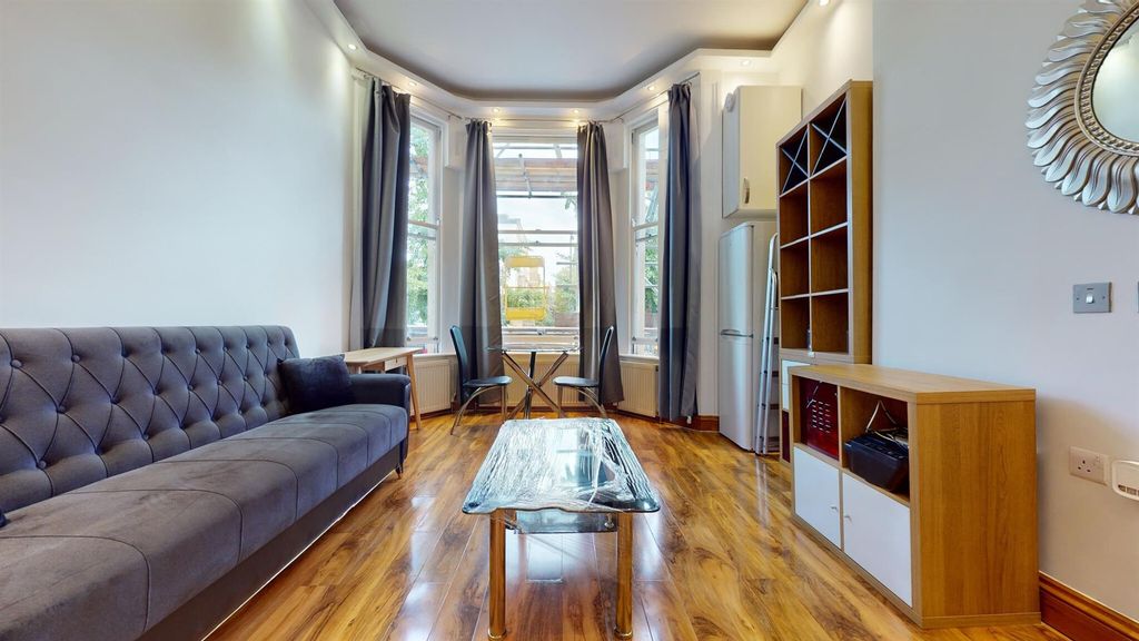 Property photo 3 of 9 65018F7Cf269Bed9A537E01d_70c64890A2E4F12298Ab55cc2