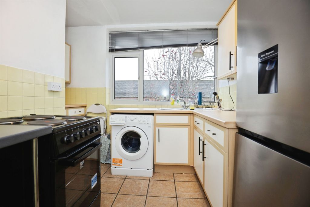 Property photo 3 of 8