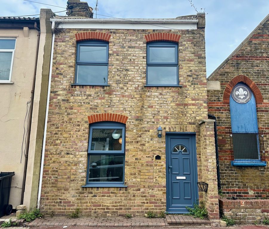 Property photo 1 of 10