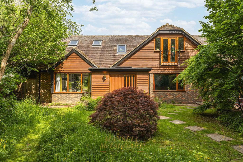 Property photo 1 of 27