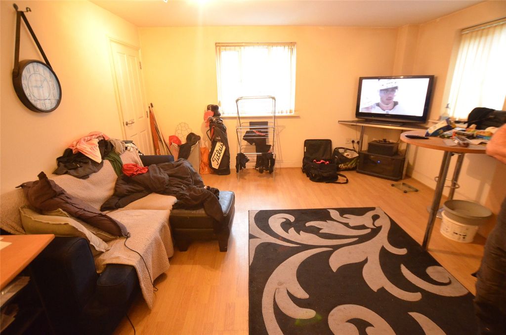 Property photo 3 of 6 Picture No. 04