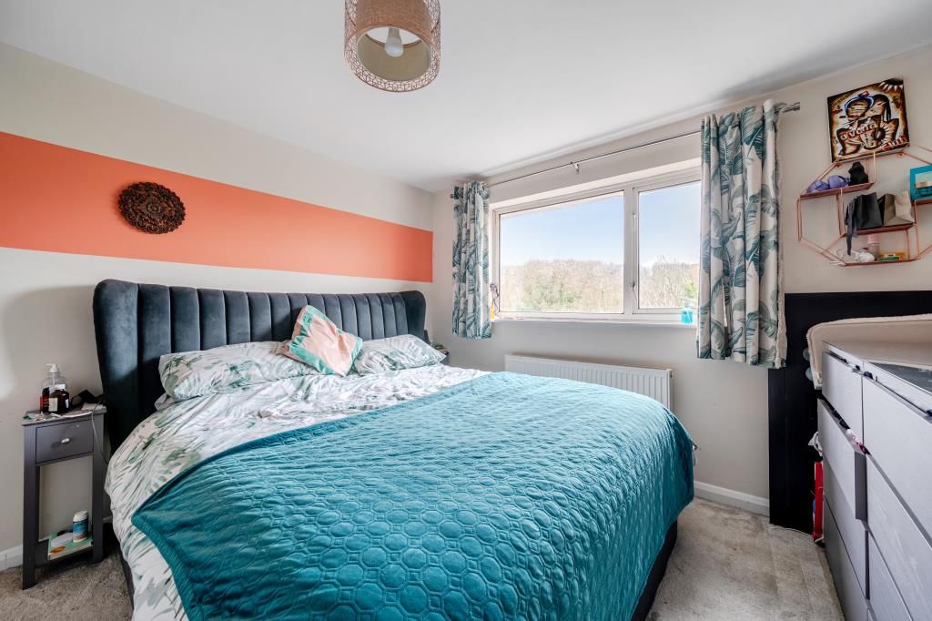 Property photo 3 of 16 Bedroom