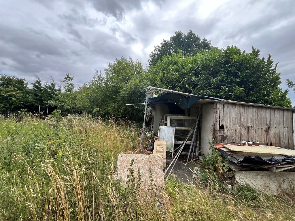 Property photo 2 of 3