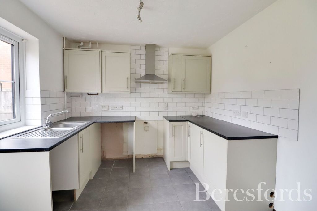 Property photo 2 of 14 Picture No. 20