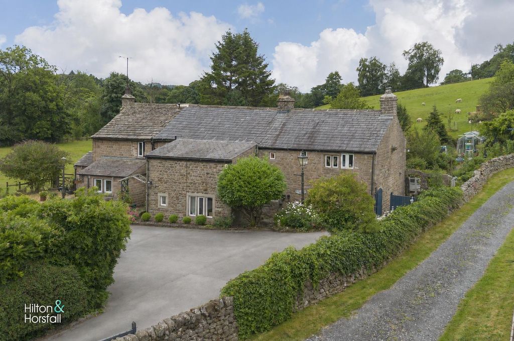 Property photo 1 of 48 Water Meetings Farm House