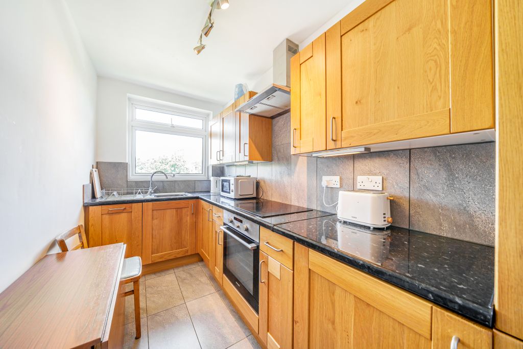 Property photo 1 of 5 Kitchen