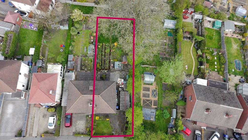 Property photo 3 of 19