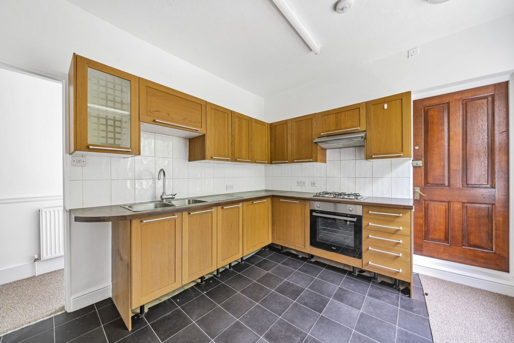 Property photo 3 of 21 1137944 (4)