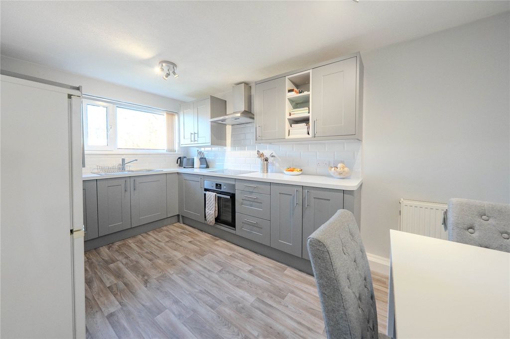 Property photo 2 of 14 Picture No. 06