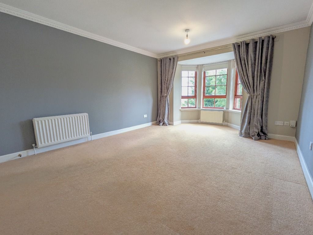 Property photo 3 of 16 Photo 3