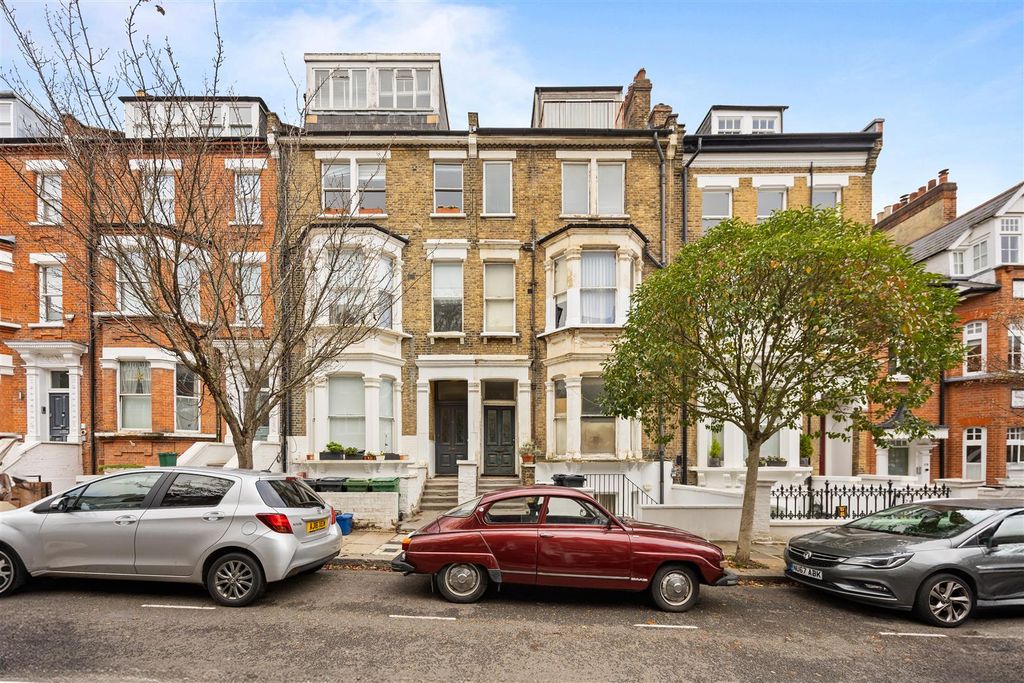 Property photo 3 of 9