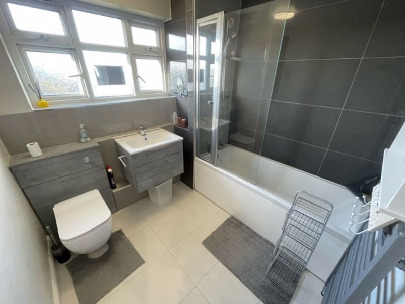 Additional image 7 of 2 bed flat to rent2 Bedroom Flat To Rent, Shrewton Walk, Swindon SN2