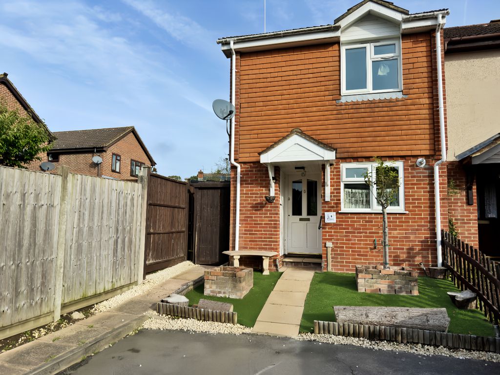 Property photo 1 of 9