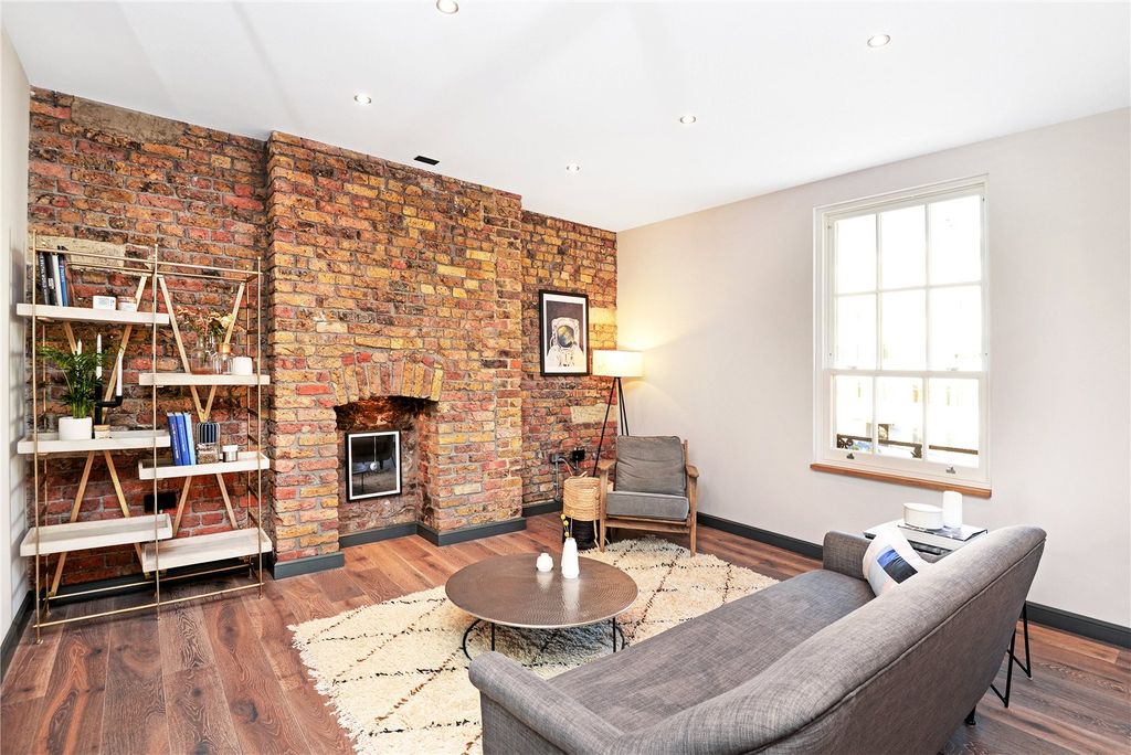 Property photo 3 of 9 Reception Room