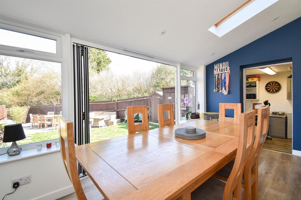 Property photo 3 of 20 Dining Room