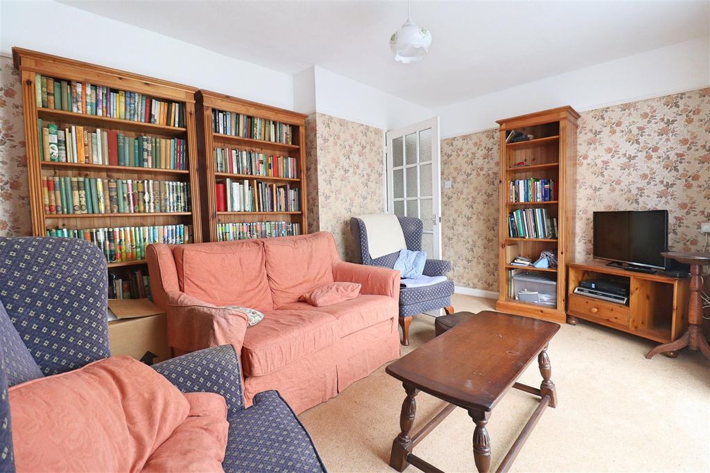 Property photo 2 of 14 Img_6253.Jpg