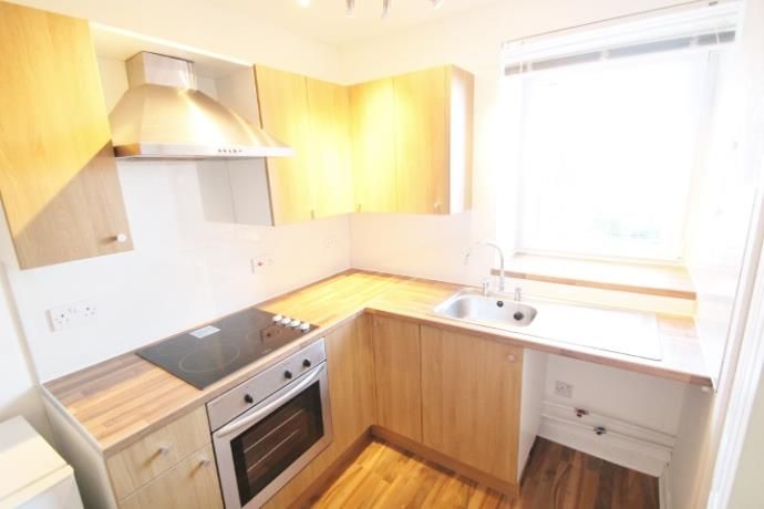 Property photo 2 of 10 Kitchen