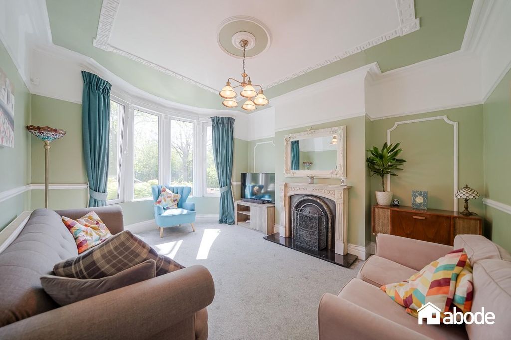 Property photo 2 of 30 7 Park View-22.Jpg