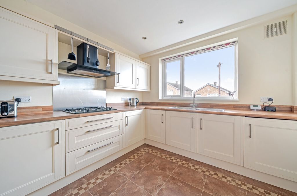Property photo 3 of 28 1464391-10-6A0651E1674d3