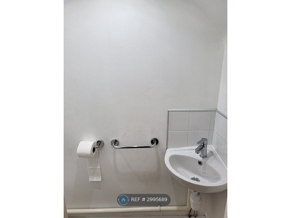 Property photo 3 of 21 Downstairs Toilet